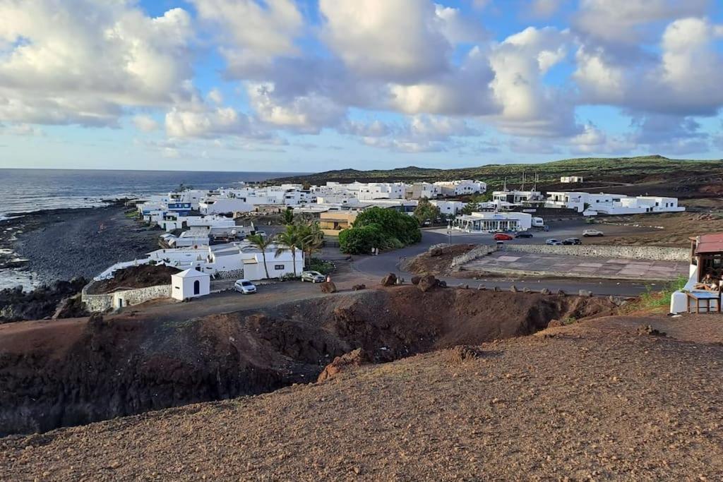 Вилла Casa Mar Y Lava Эль-Гольфо Экстерьер фото