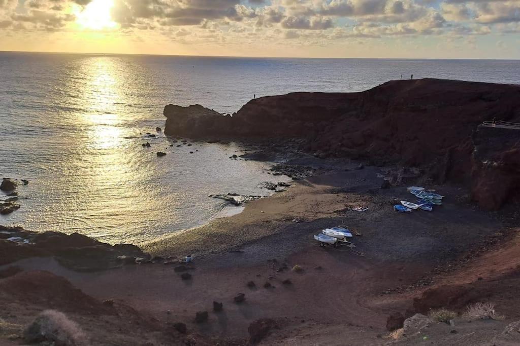 Вилла Casa Mar Y Lava Эль-Гольфо Экстерьер фото